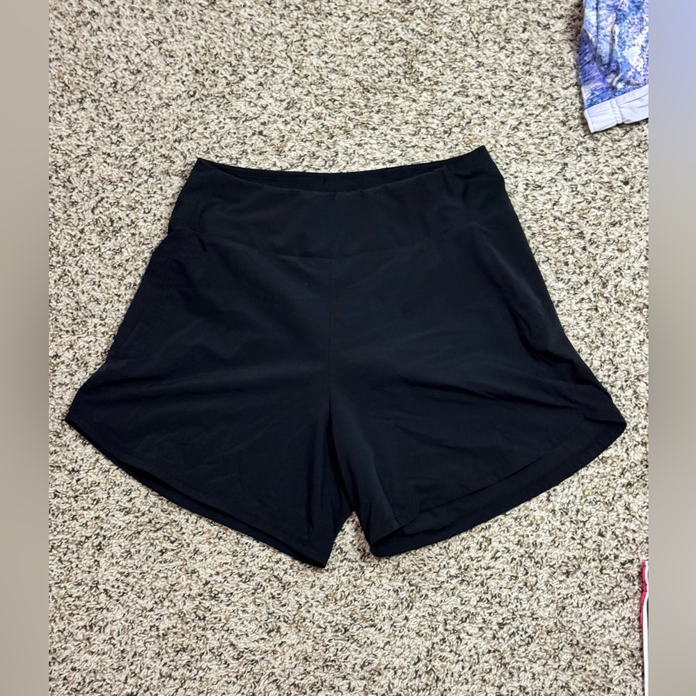 Bundle of 3 Nike Women’s Shorts Size S - Picture 2 of 8